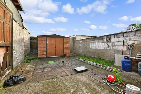 3 bedroom end of terrace house for sale - Strone Road, London
