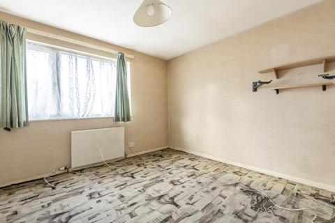 17 Ash Road, High Wycombe, HP12 4SW