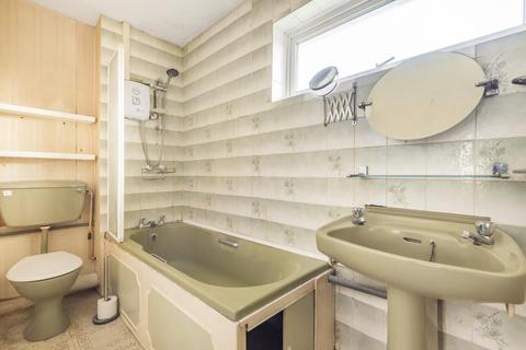 17 Ash Road, High Wycombe, HP12 4SW