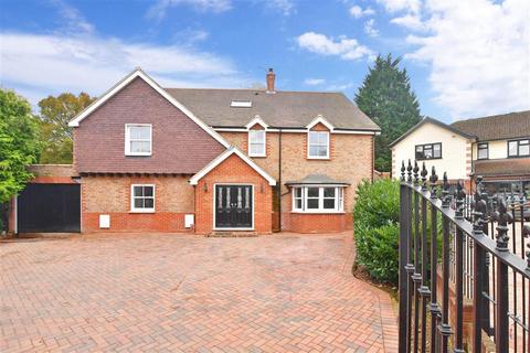 6 bedroom detached house for sale - Ripley View, Loughton, Essex