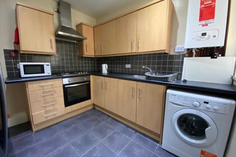 4 bedroom terraced house to rent, Edinburgh Road, Liverpool