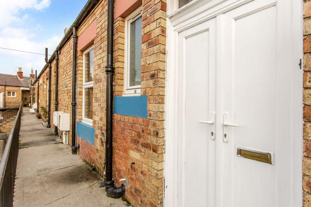 3G, Monktonhall Terrace, Musselburgh... 3 bed ground floor flat £190,000