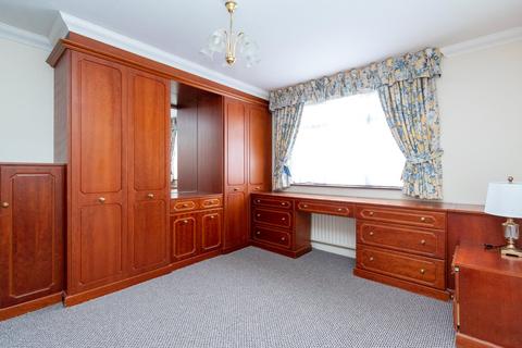 2 bedroom apartment for sale, Eaton Court, 126 Edgware Way, Edgware, HA8