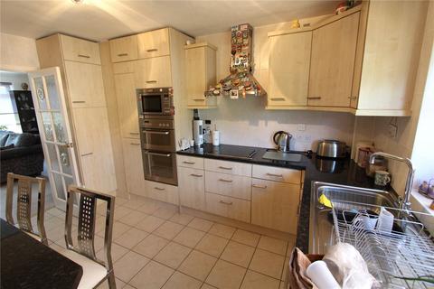 2 bedroom apartment to rent, Calthorpe Gardens, Edgware, HA8