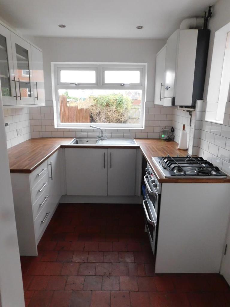 King Street, Shrewsbury 2 bed terraced house £825 pcm (£190 pw)