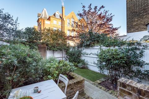 64 Whellock Road, London, W4 1DZ