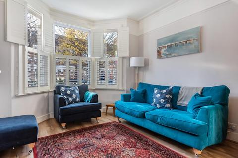 64 Whellock Road, London, W4 1DZ