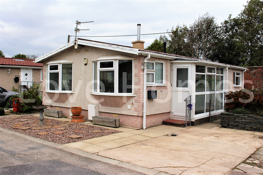 Stalmine Hall Park, Hall Gate Lane... 2 bed park home £95,000