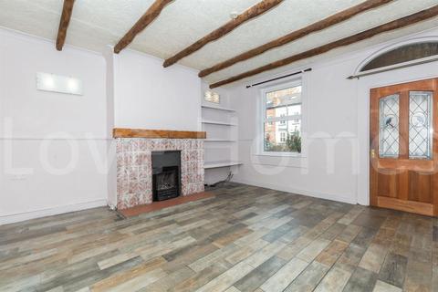 8 Beech Street, Summerseat, Bury, BL9 5PR