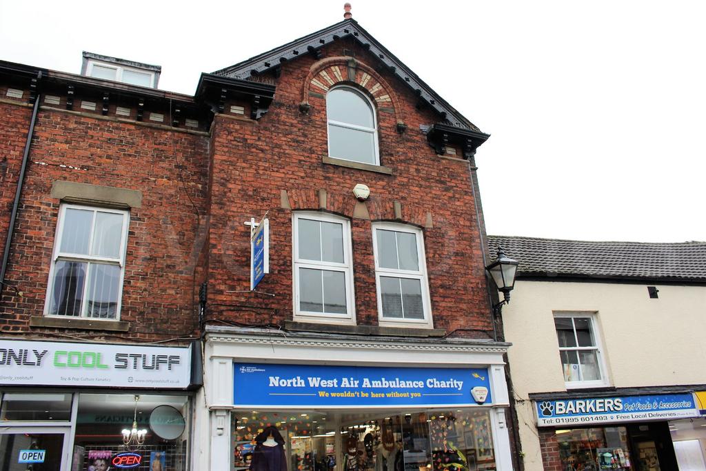 Flat A, Stoops Hall Yard, Garstang, Preston 2 bed duplex to rent £750