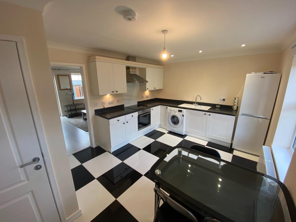 Eton Way, Boston, PE21 2 bed semidetached house £675 pcm (£156 pw)