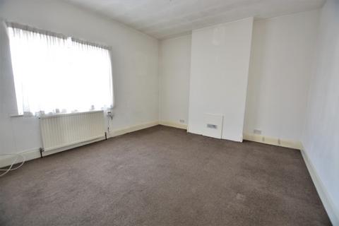 3 bedroom flat to rent, Portland Road, Hove, BN3