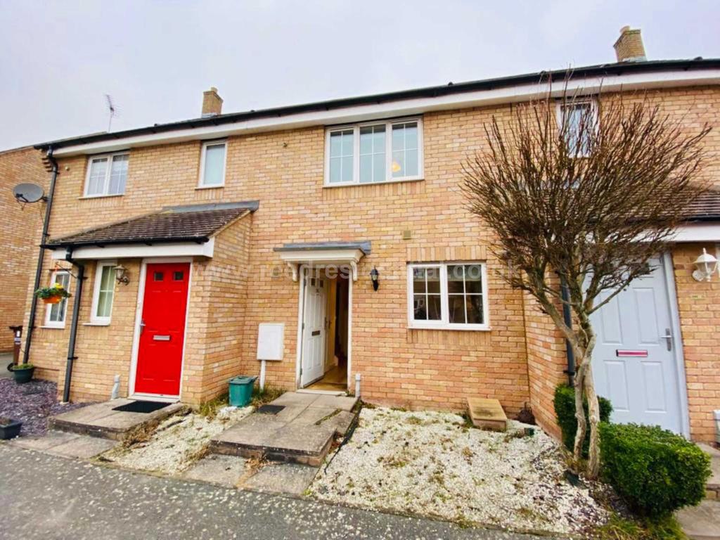 Bunting Road, Corby 3 bed house £925 pcm (£213 pw)