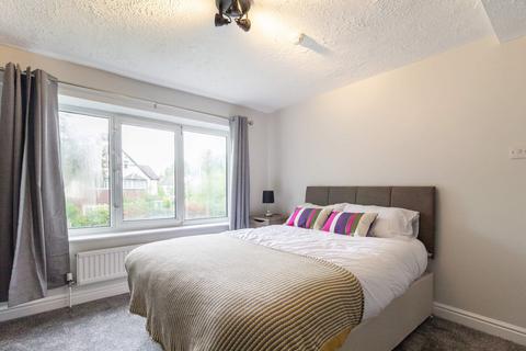 6 bedroom house to rent, ST ANNS LANE, Leeds