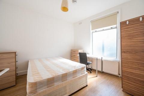 11 Eric Street, London, E3 4JL