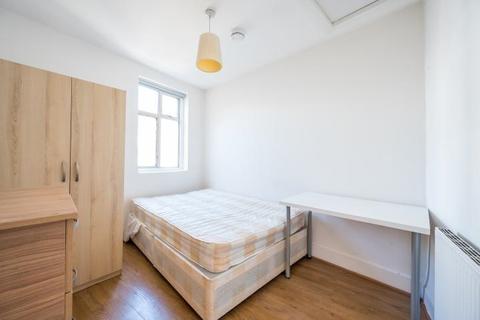 11 Eric Street, London, E3 4JL