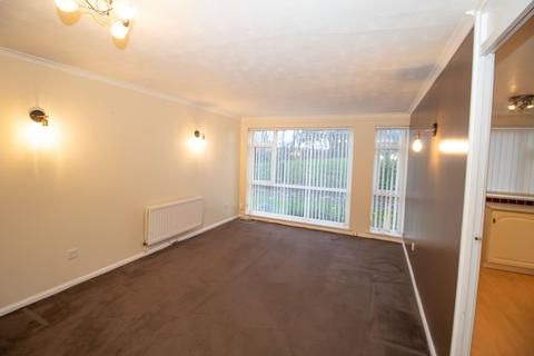 2 bedroom flat for sale - Whitbeck Court, Slatyford, Newcastle upon Tyne, Tyne and Wear, NE5 2XF