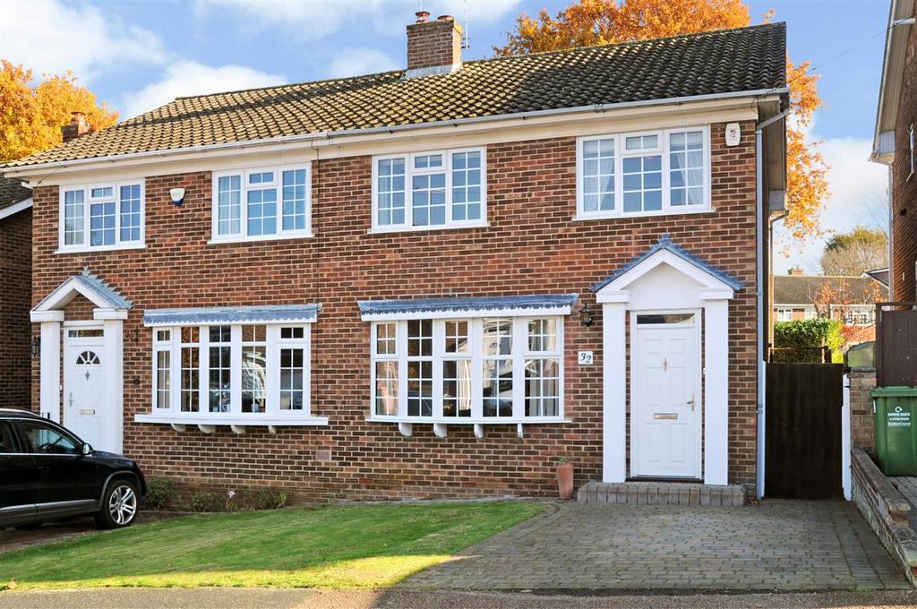 The Avenue, Billericay 3 bed semidetached house £510,000
