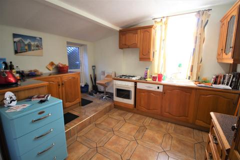 39 Thorpe Lane, Austerlands, Oldham, OL4 3QW