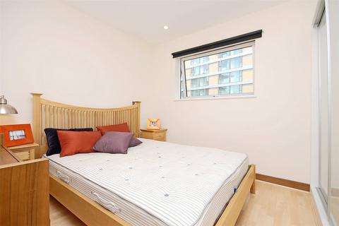 1 bedroom apartment to rent, Lanson Building, Chelsea Bridge Wharf, London, SW11