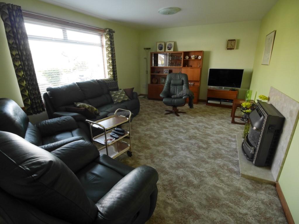 30 Moss View, Dumfries, DG1 4 LB - Braidwoods Solic