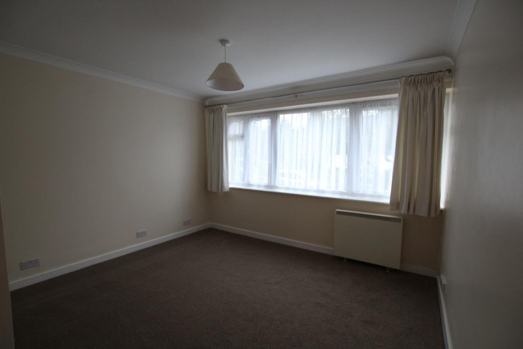 Glyne Court, Fawdry Close, Sutton Coldfield, B73 6DZ 2 bed ground floor