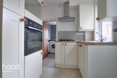 2 bedroom terraced house to rent, Bradley Street, Ipswich