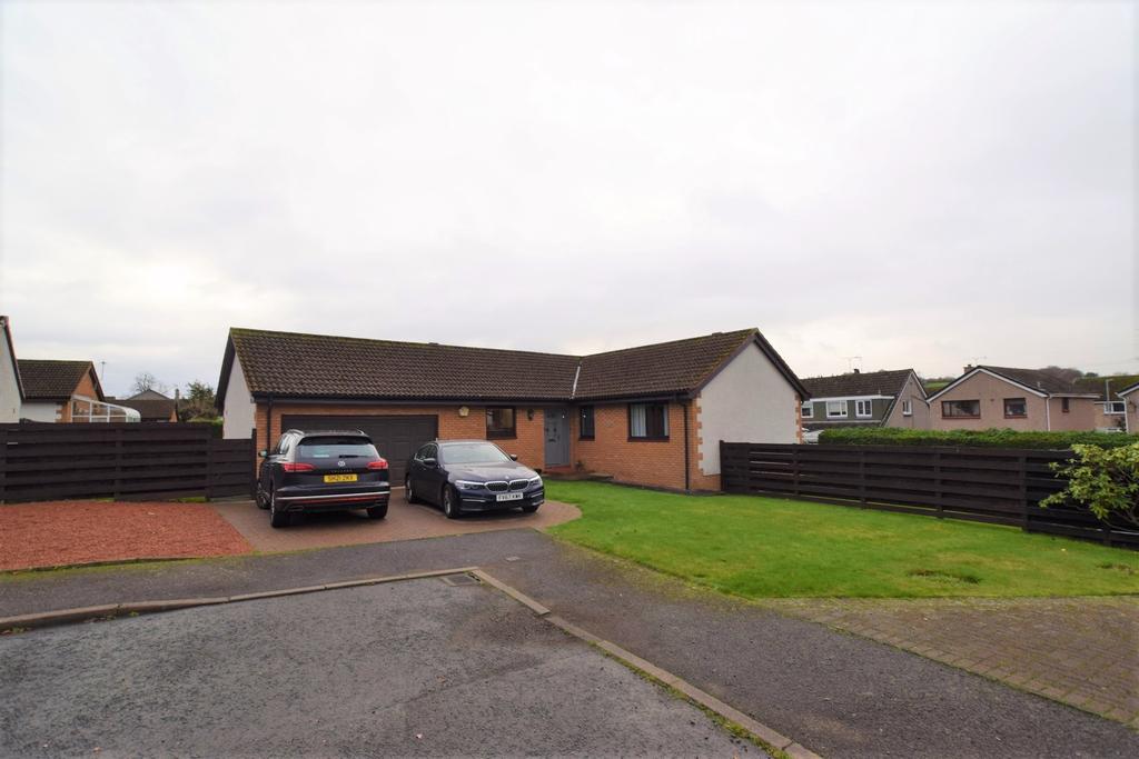5 Essex Park Drive, Dumfries, DG1 4 XH - Grieve Gri