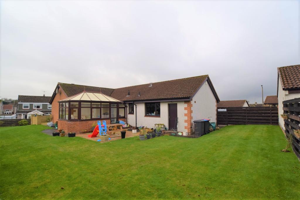 5 Essex Park Drive, Dumfries, DG1 4 XH - Grieve Gri