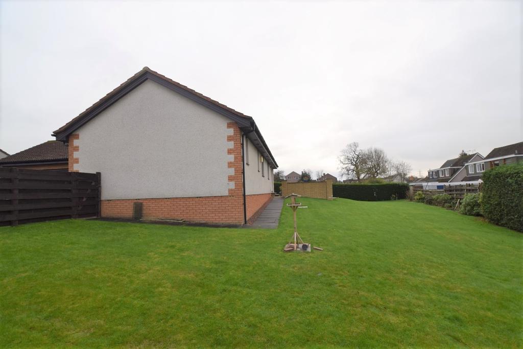 5 Essex Park Drive, Dumfries, DG1 4 XH - Grieve Gri