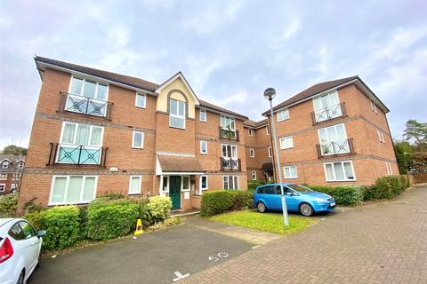 2 bedroom apartment to rent, Shaw Park, Crowthorne, Berkshire, RG45