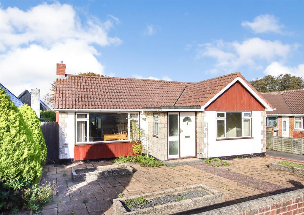 Cowley Road, Lymington, Hampshire, SO41 3 bed bungalow £650,000