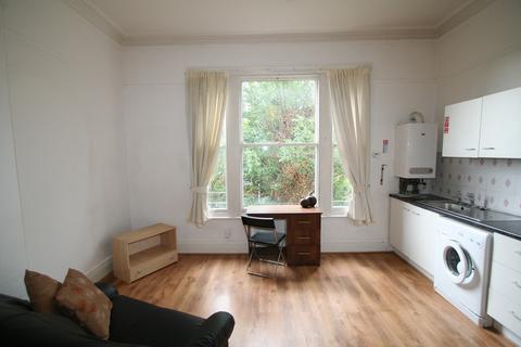 1 bedroom house to rent, SPRING ROAD, Leeds