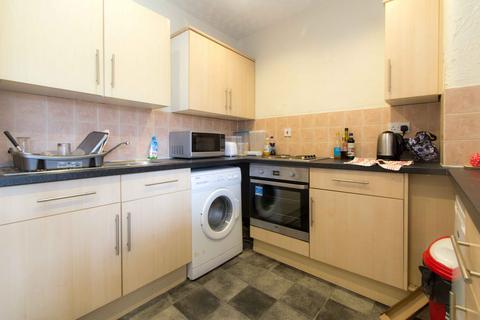 1 bedroom house to rent, BURLEY ROAD, Leeds