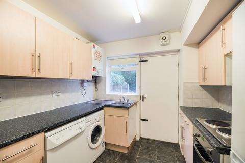 1 bedroom in a house share to rent, St. Annes Drive, Leeds