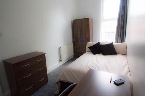 5 bedroom house to rent, KELSO ROAD, Leeds