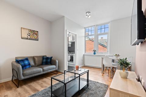 3 bedroom house to rent, HEADINGLEY LANE, Leeds