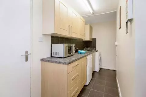 4 bedroom house to rent – pohled 3