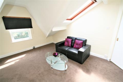 1 bedroom house to rent, HYDE PARK ROAD, Leeds