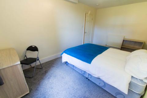 2 bedroom house to rent, ST JOHNS TERRACE, Leeds