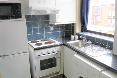 1 bedroom house to rent, HYDE PARK ROAD, Leeds