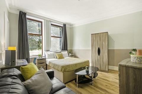 HYDE PARK ROAD, Leeds