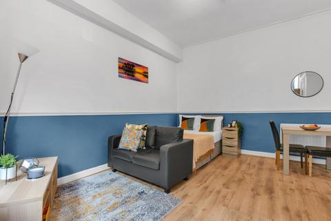 1 bedroom house to rent, HYDE PARK ROAD, Leeds