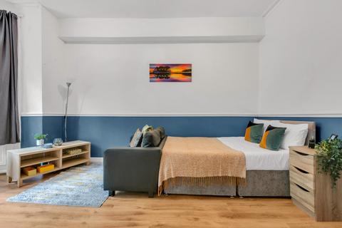 1 bedroom house to rent, HYDE PARK ROAD, Leeds