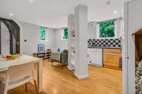2 bedroom house to rent, CLIFF ROAD - DESIGN HOUSE, Leeds