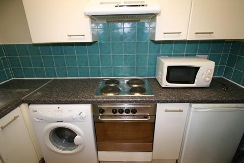 1 bedroom house to rent, MOOR VIEW, Leeds