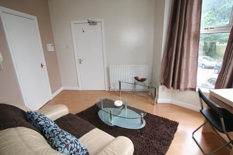 1 bedroom house to rent, MOOR VIEW, Leeds