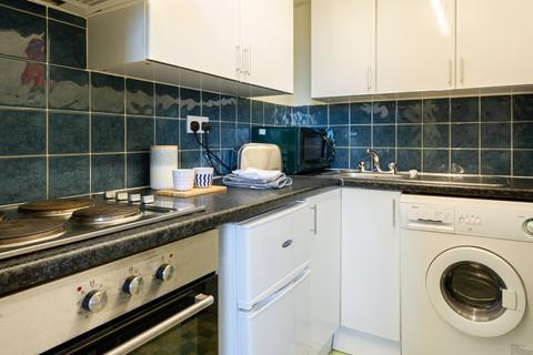 1 bedroom flat to rent, VICTORIA TERRACE, Leeds