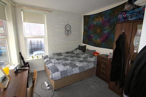 undefined, BRUDENELL AVENUE, Leeds
