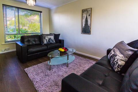 4 bedroom house to rent - STONEGATE ROAD, Leeds